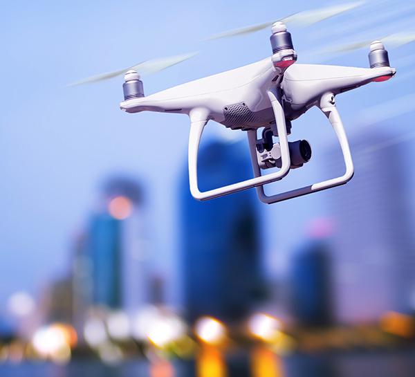 Uber plans on using drones as their new system of food-delivery by 2021.