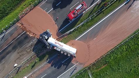 A fallen chocolate tanker has left a delicious dilemma for safety officials.