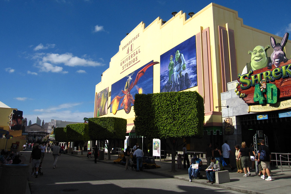 Shrek's Ye Olde Souvenir Shoppe Full Tour - Universal Studios