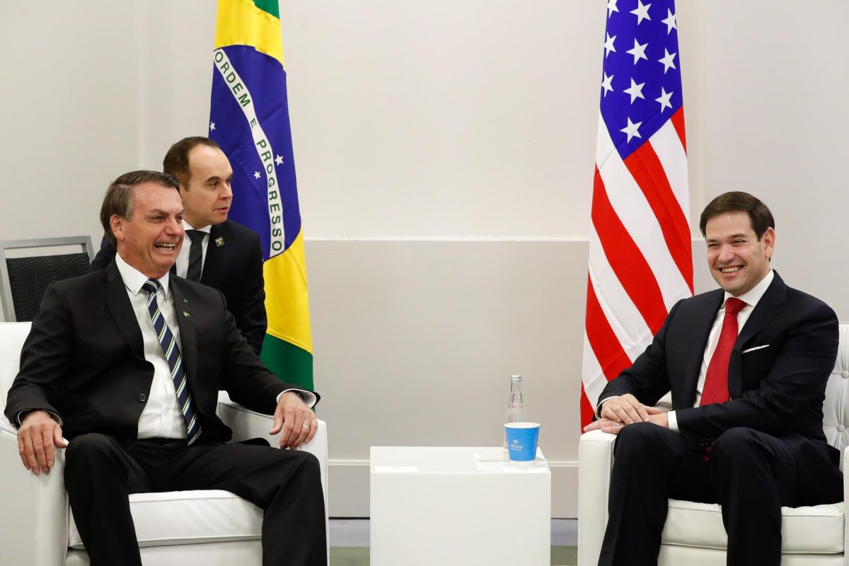 Former President Jair Bolsonaro at a meeting with then-Senator Marco Rubio