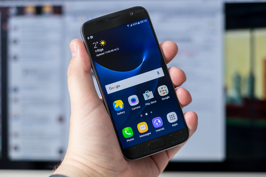 Samsung Messages is officially being discontinued in the U.S.