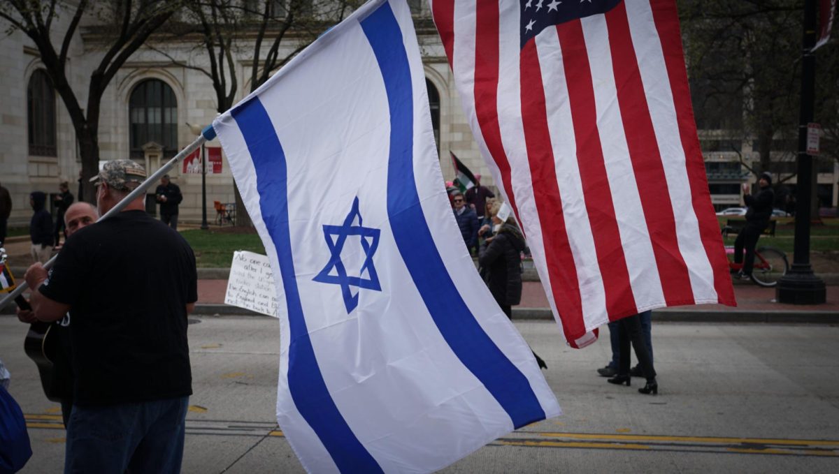 Israeli and American flags side by side